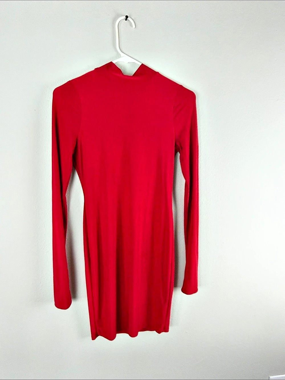 Long Sleeve Mini Dress in Red Like New